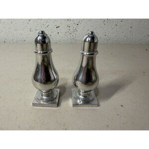 Vintage Silver-Plated Salt and Pepper Shaker Set – Elegant Design with Square Ba